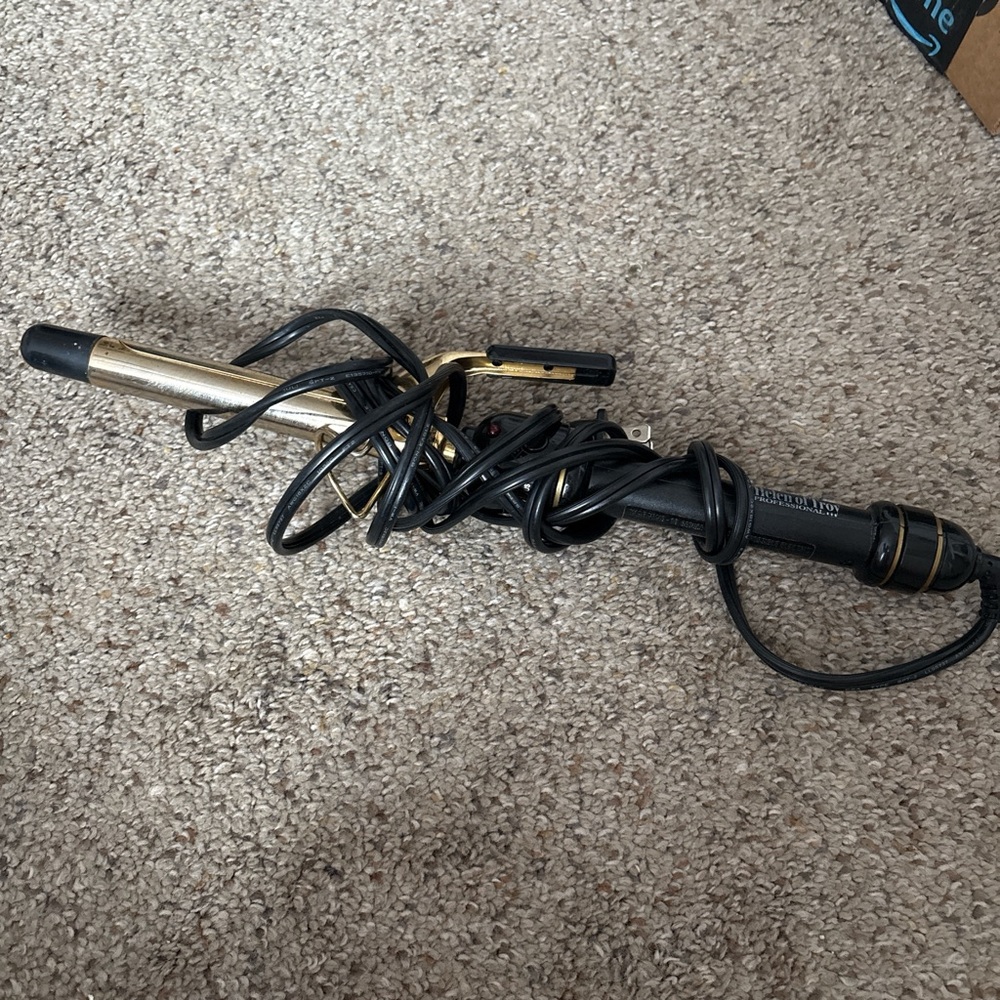 Gold and Black Curling Wand